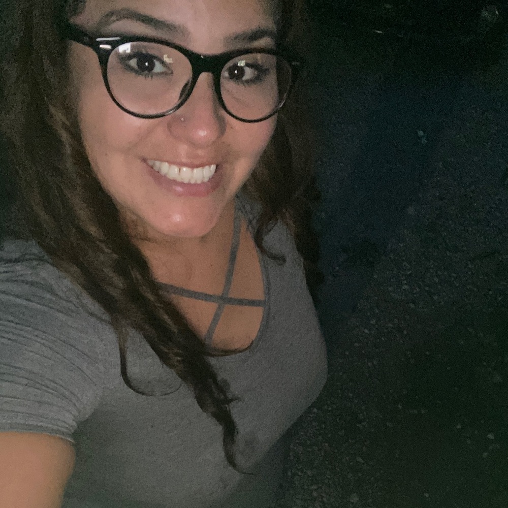 Meet your Posher, Lizbeth